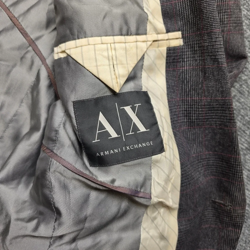Armani Exchange stylish lightweight
